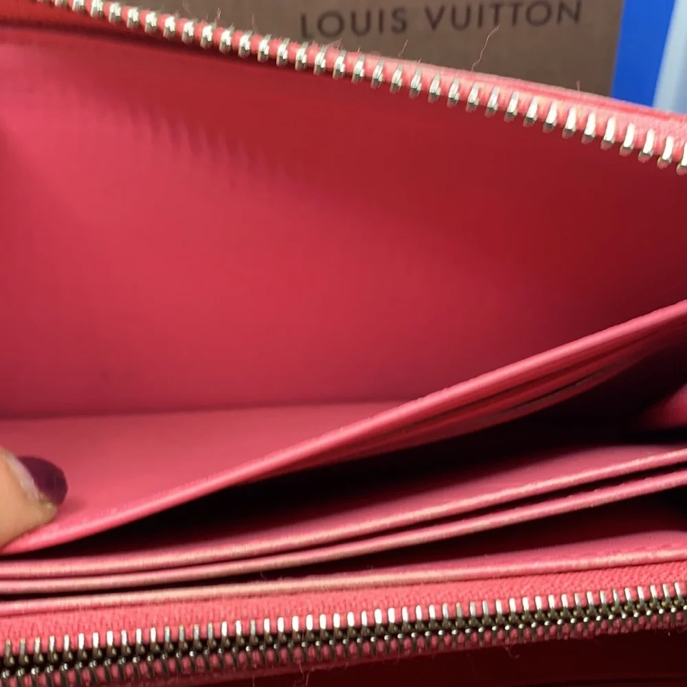 💖 💝 LOUIS VUITTON‎ Vernice pink/ gold patent Leather Zippy Wallet - Picture 9 of 13